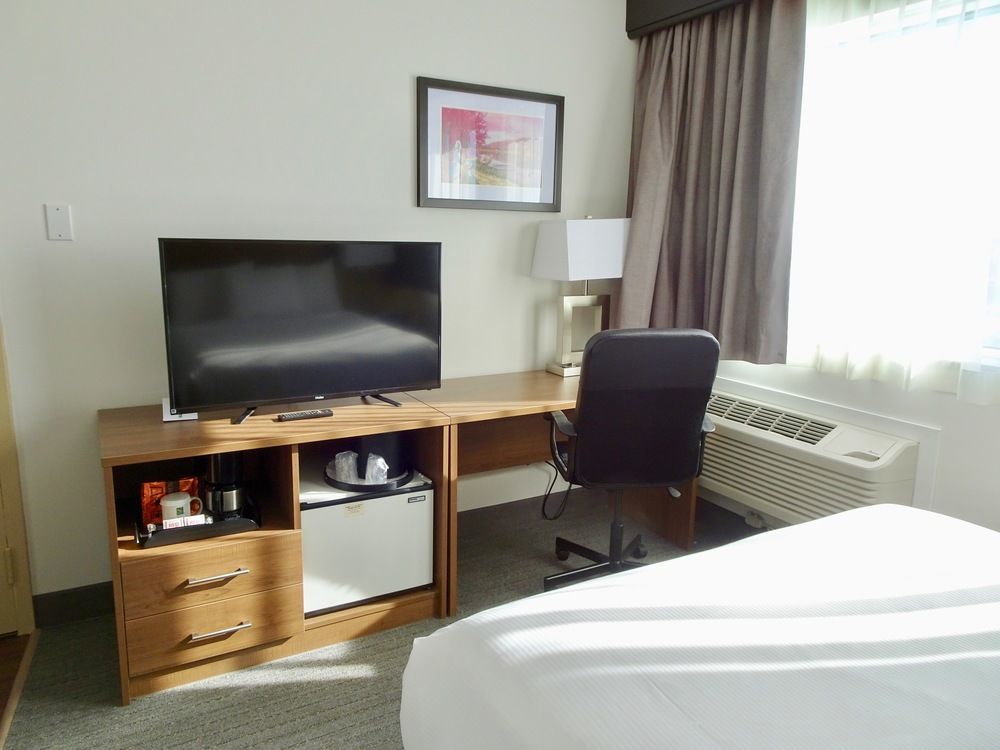 Hotel Quality Aeroport 4*